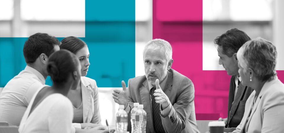 SINGLE-IMAGE_squares-team-meeting-serious_nov23