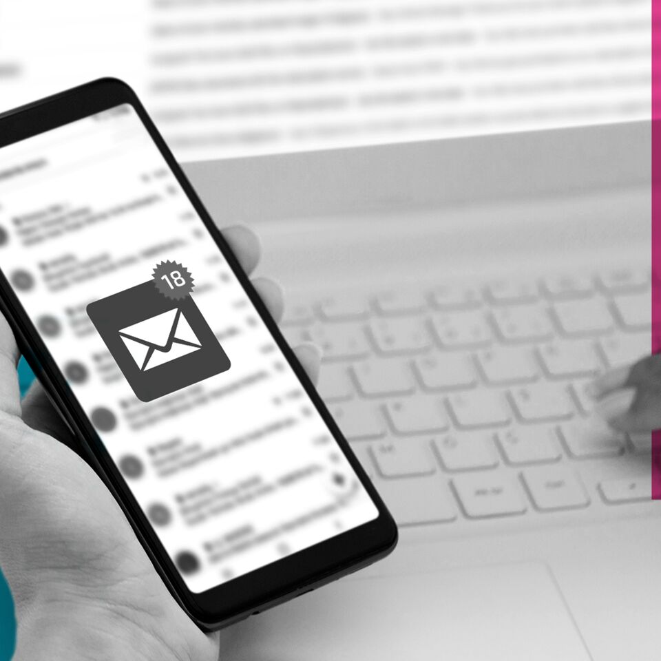 SINGLE-IMAGE_squares-female-recieve-inbox-view-the-pending-e-mail_may25