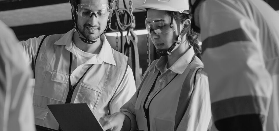 SINGLE-IMAGE_engineering-and-sustainable-production-plant_jul25