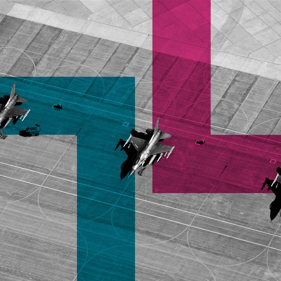 SINGLE-IMAGE_squares-grounded-fighter-jets_mar24