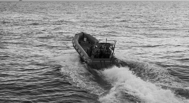 SINGLE-IMAGE_life-boat-black-and-white_jul24