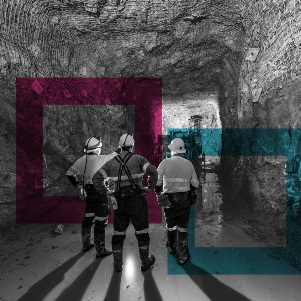 SINGLE-IMAGE_squares-miners-standing-in-tunnel_aug25