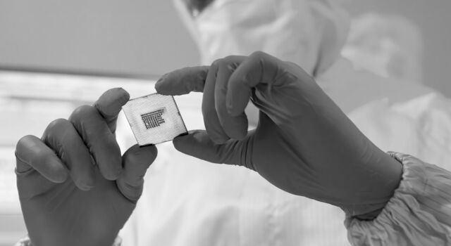 SINGLE-IMAGE_specialist-checking-microchip-manufacture_sept24